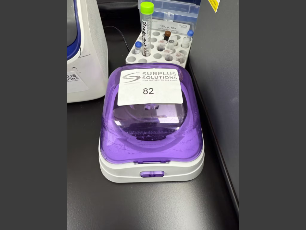 Image of Labnet Microcentrifuge